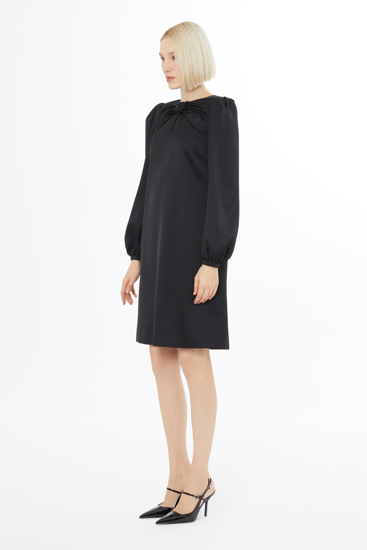 Black Long-Sleeve Short Dress