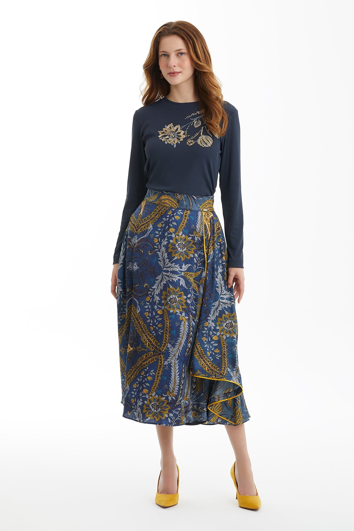 Piped Detail Patterned Skirt