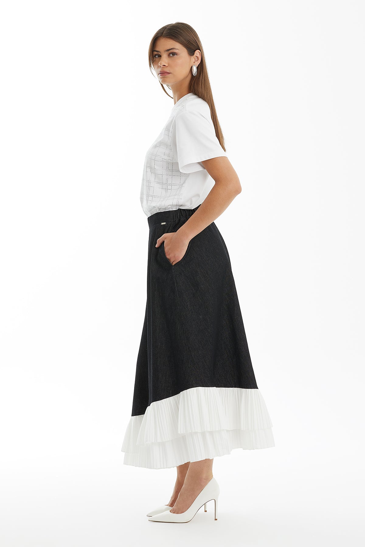 Black Ruffle Detail Maxi Skirt