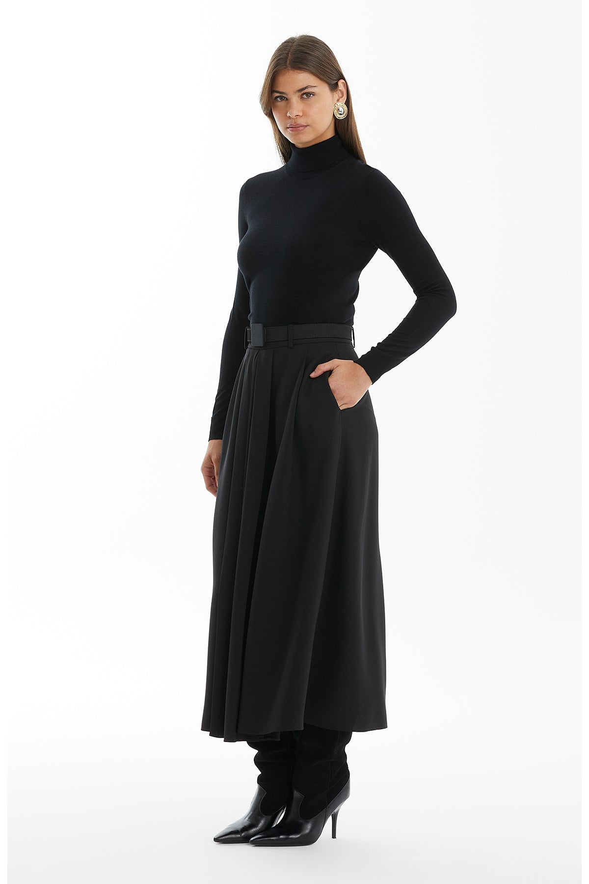 Black Front Pleat Maxi Skirt