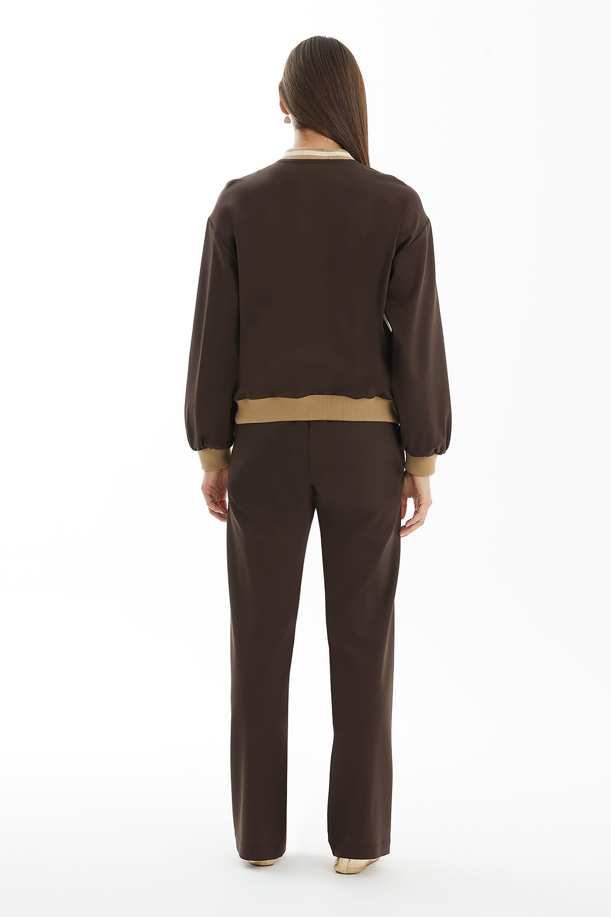Brown Zip-Up Knit Jacket with Ribbed Detail