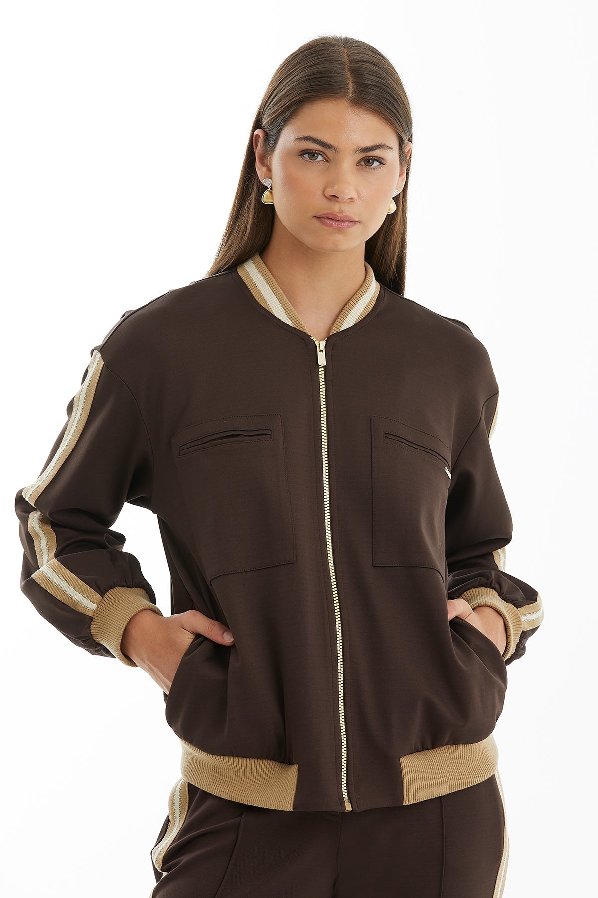 Brown Zip-Up Knit Jacket with Ribbed Detail