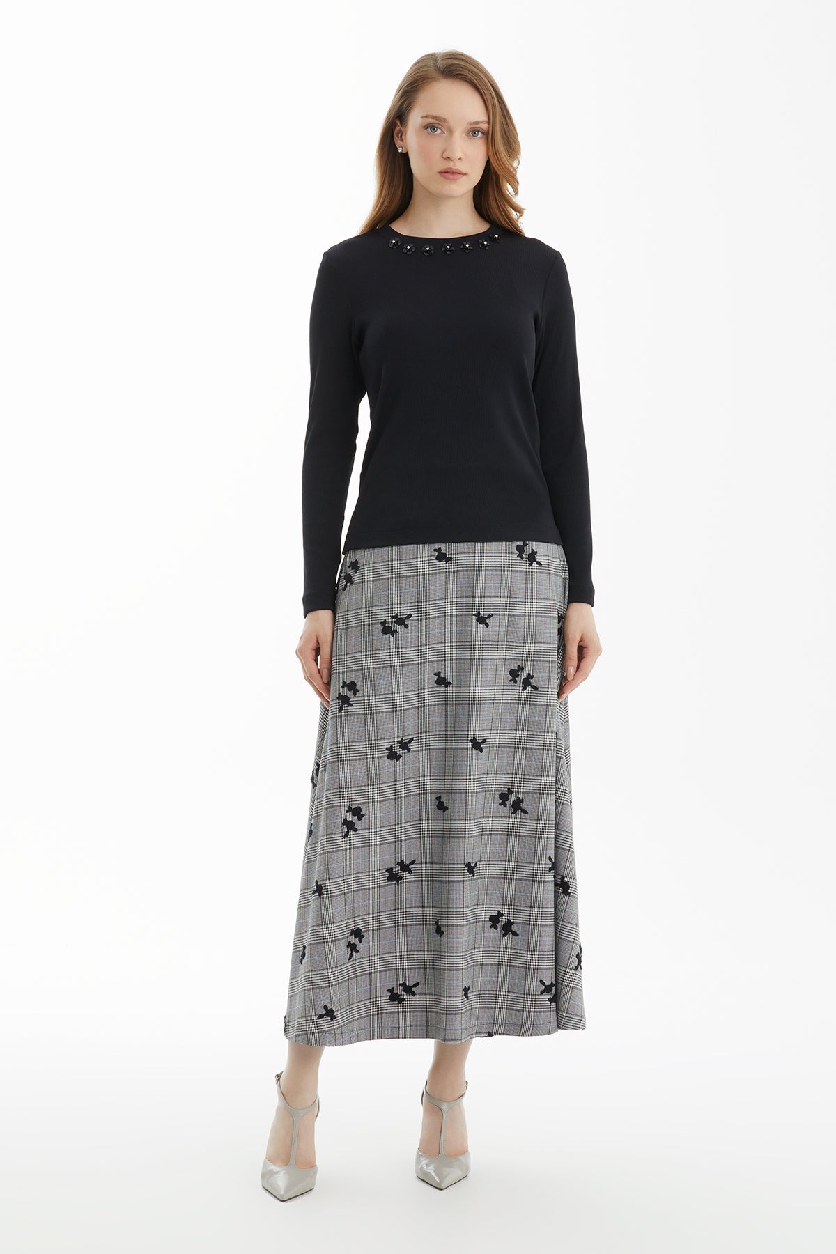 Black Hand Embroidered Collar Blouse