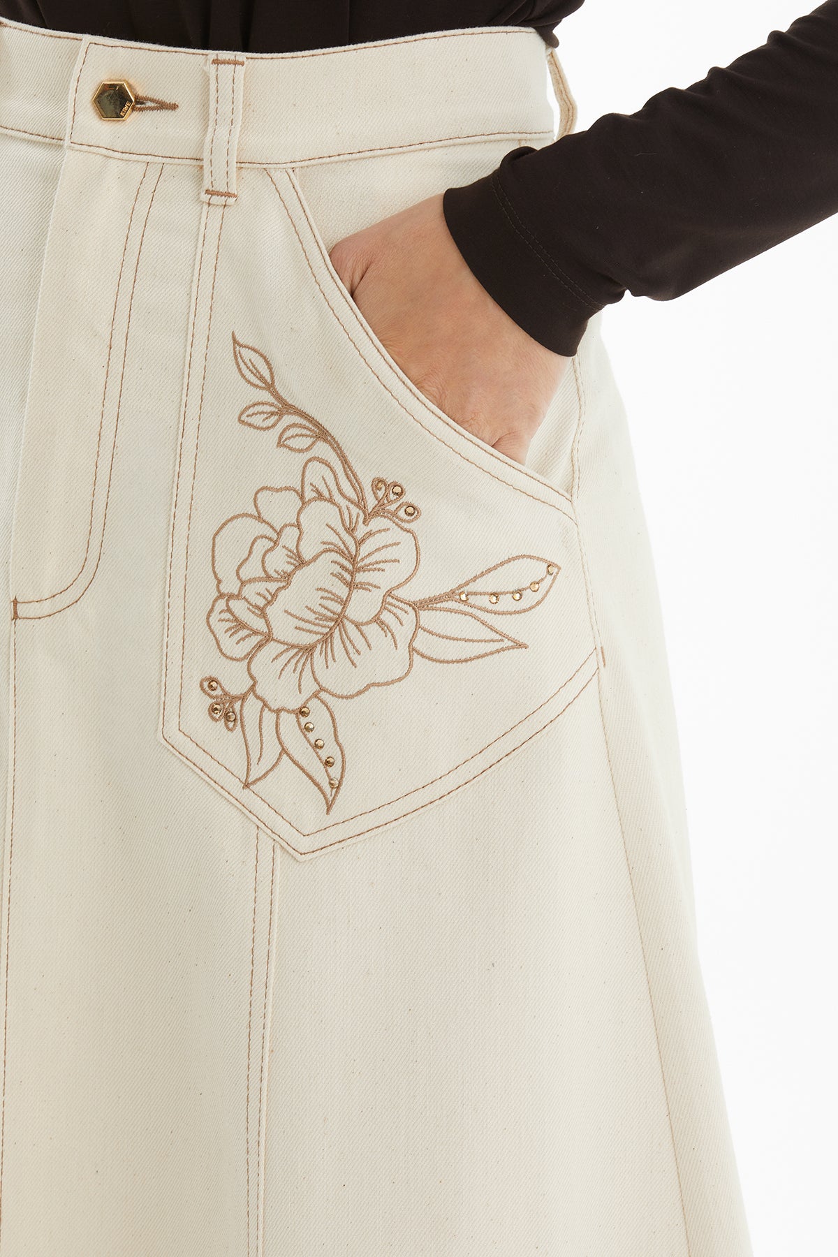 Ecru Denim Skirt with Floral Embroidery