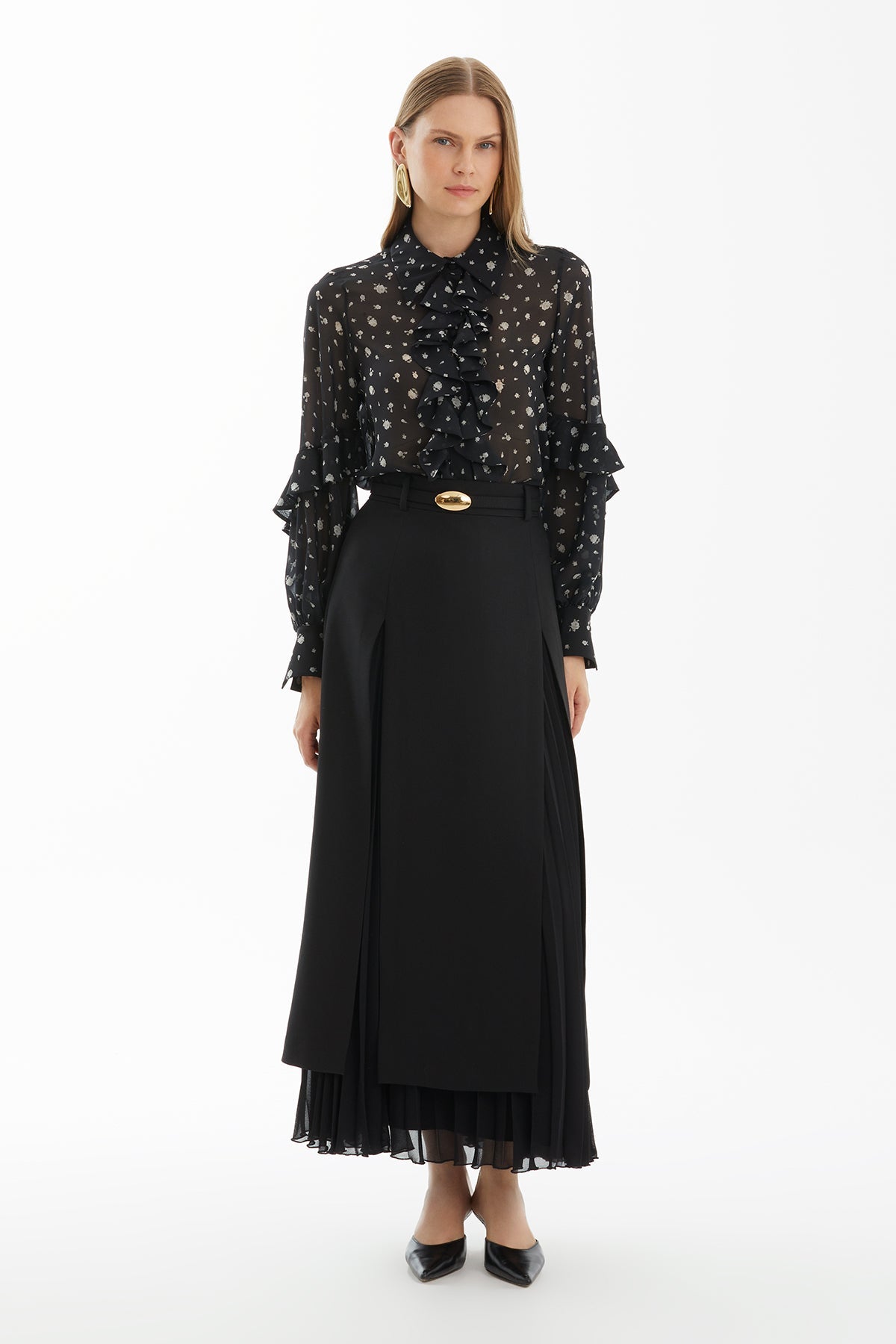 Black Pleated Skirt with Belt and Slit Detail
