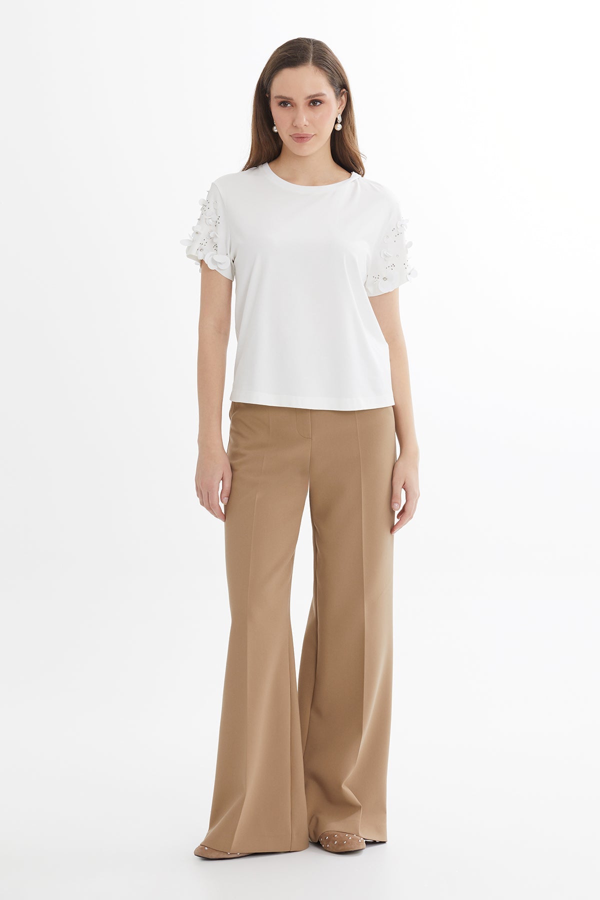 White Short-Sleeve Embroidered T-Shirt