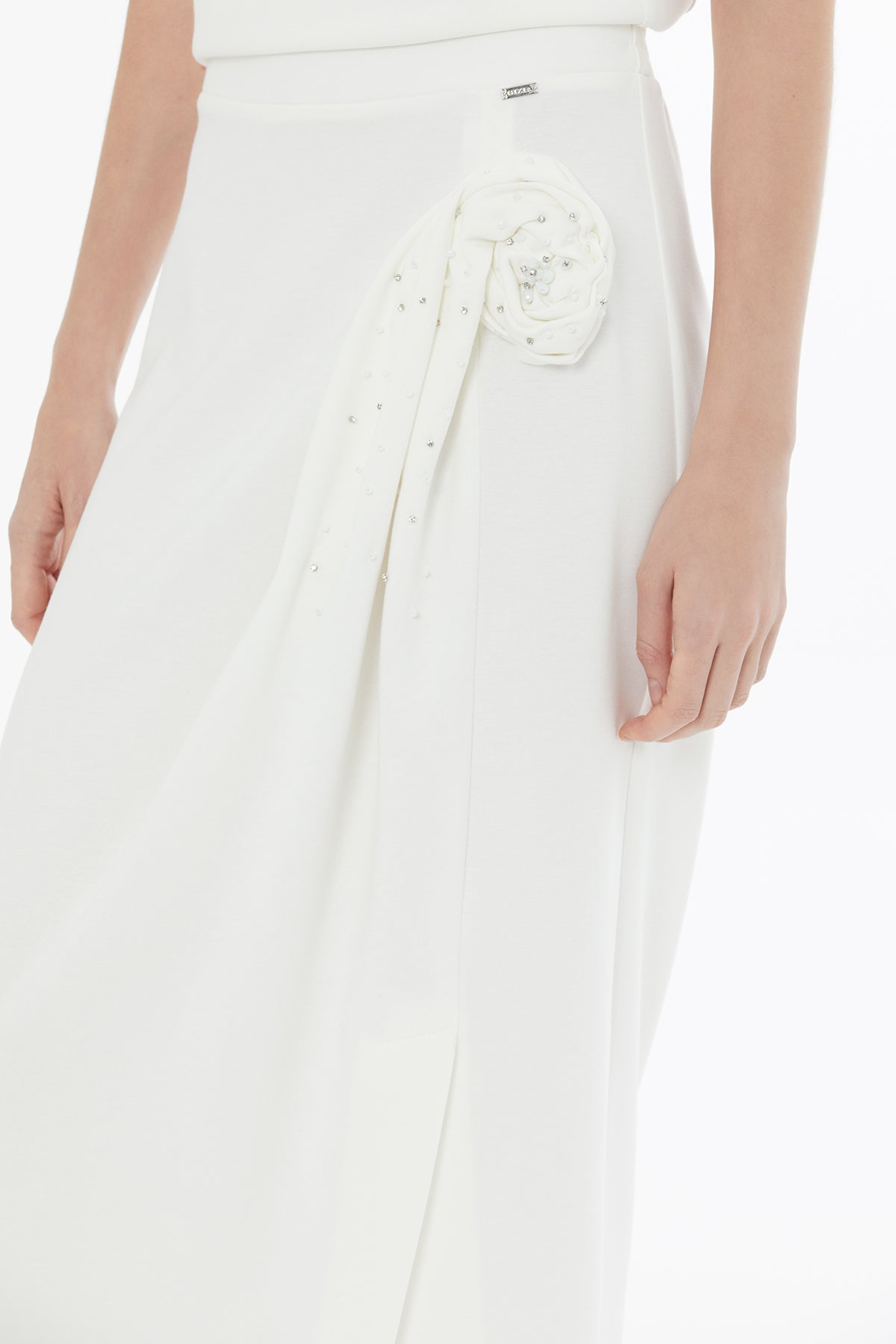 Ecru Rose Embroidered Midi Skirt