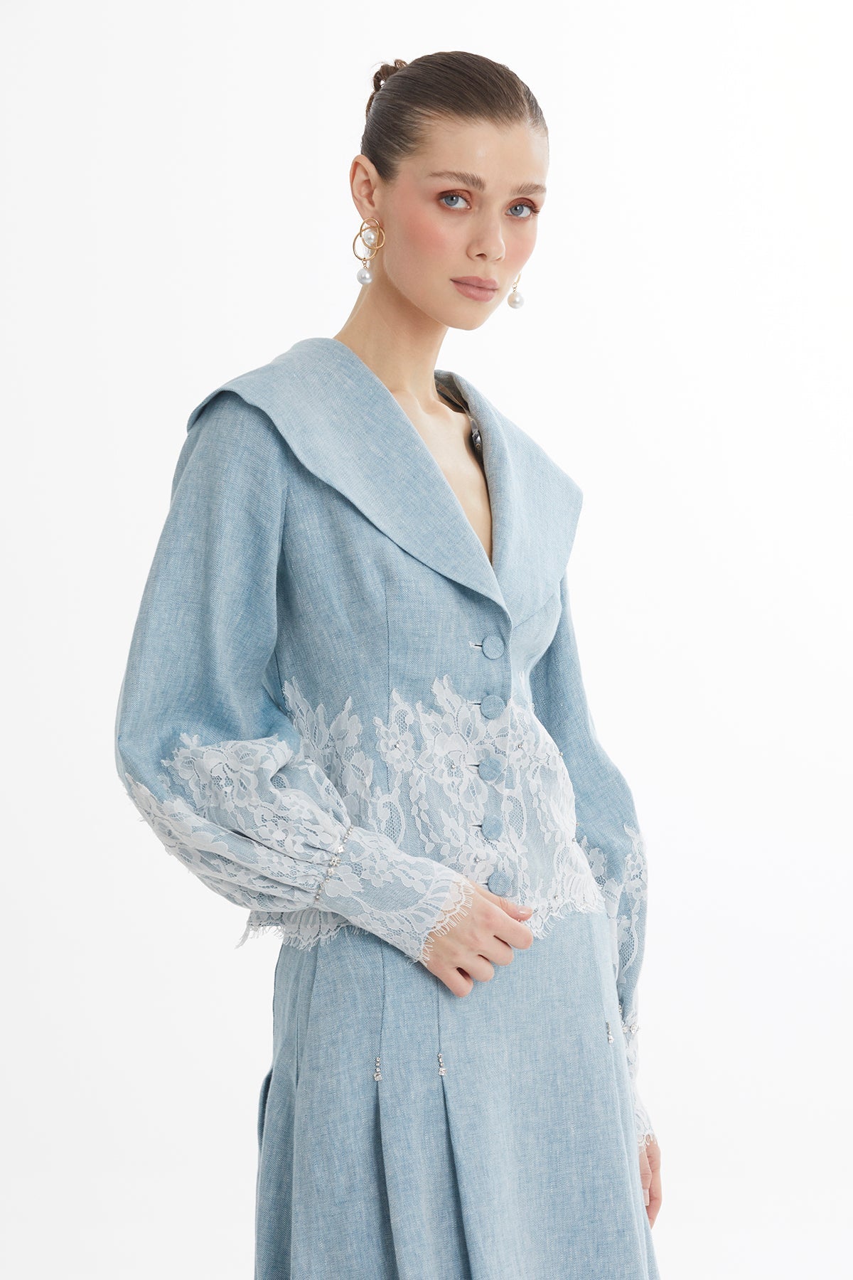 Blue Embroidered Balloon Sleeve Linen Jacket
