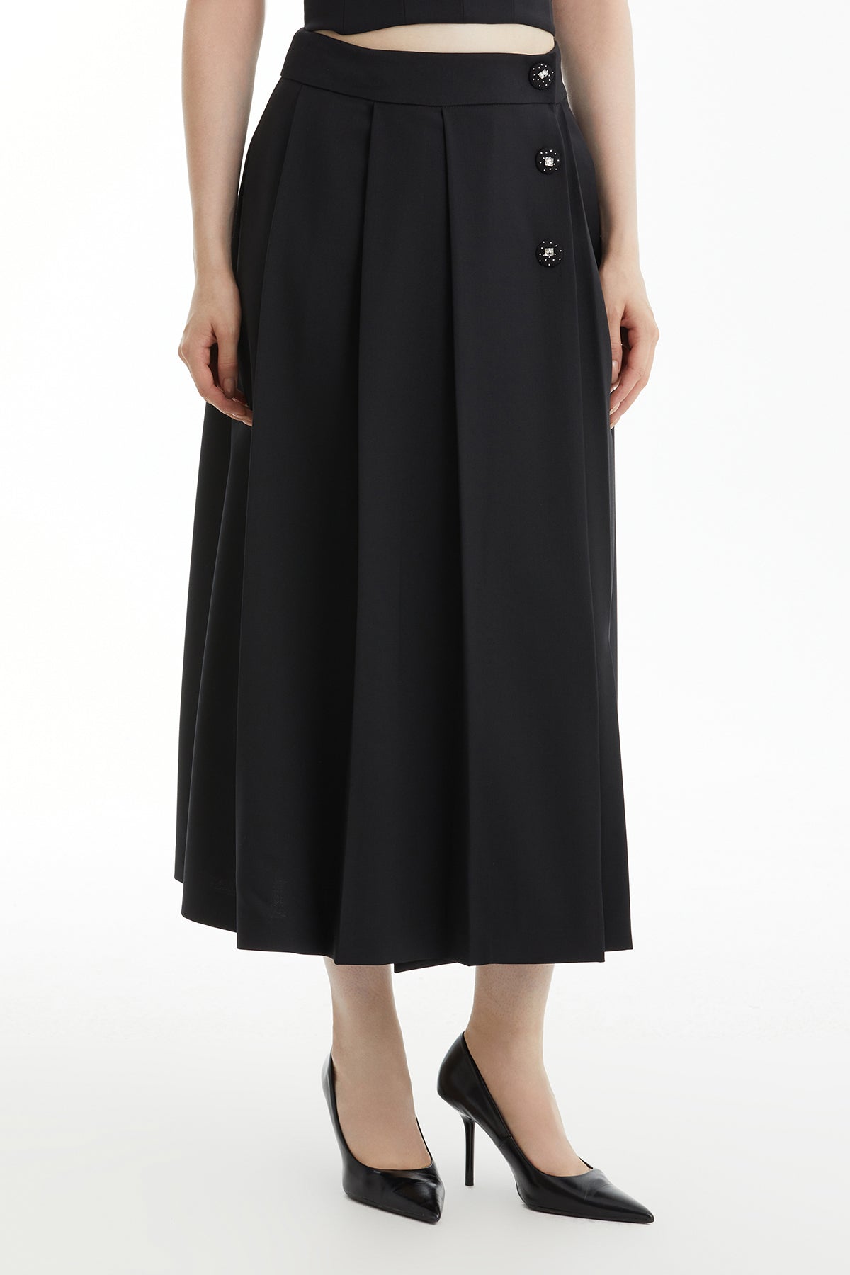 Black Pleated Snap-Detail Skirt