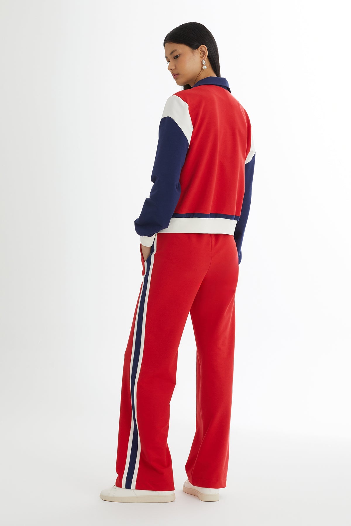 Red Metal Accent Sweat Set
