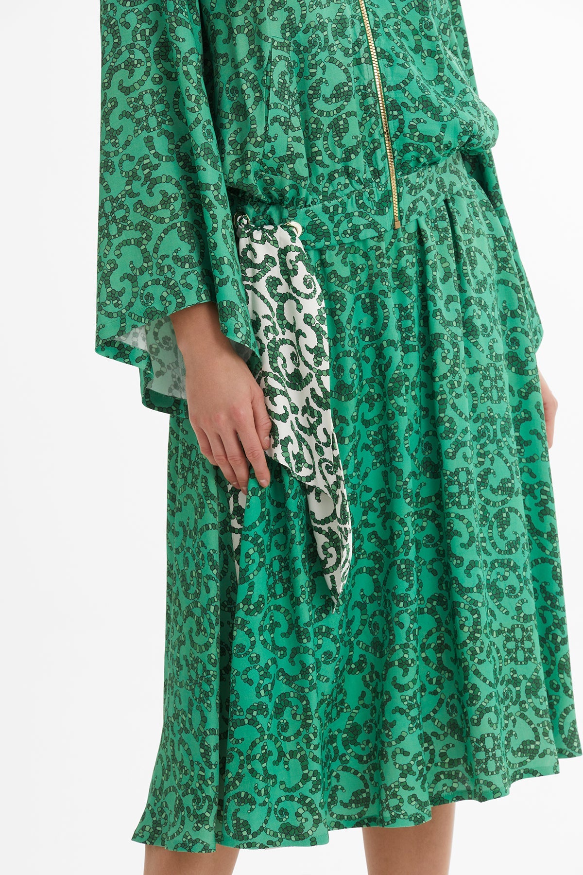 Green Batwing Sleeve Jacket Skirt Set