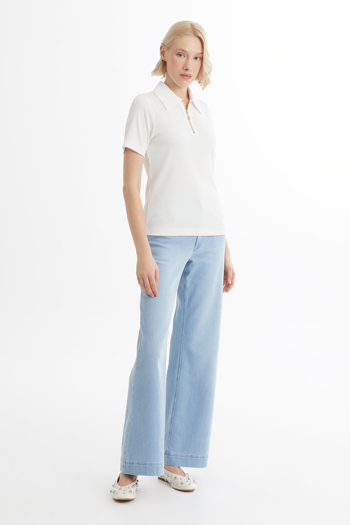 Ecru Zip-Front Short Sleeve Blouse