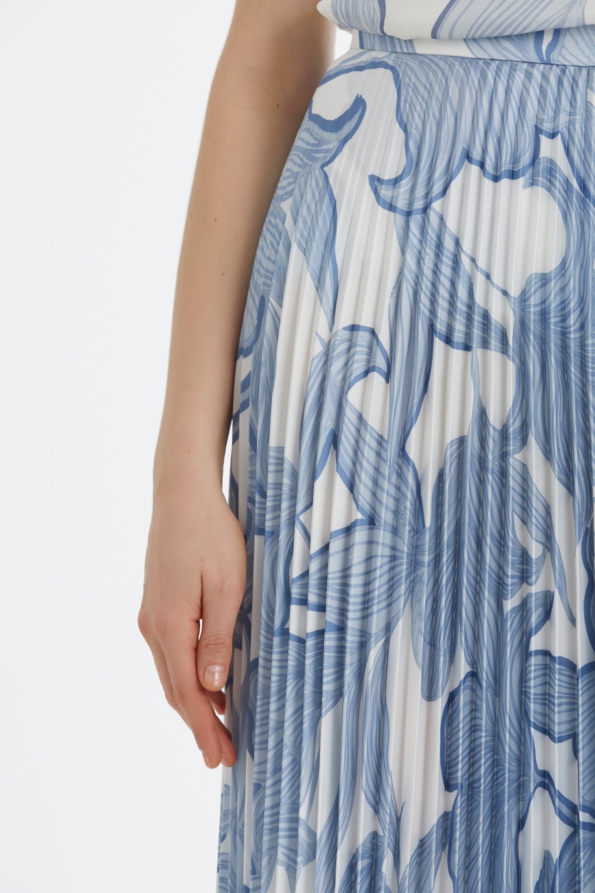 Blue Pleated Patterned Skirt