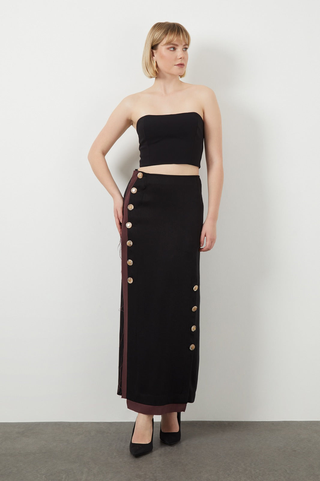 Double-Breasted Button Closure Long Unlined Black Skirt N