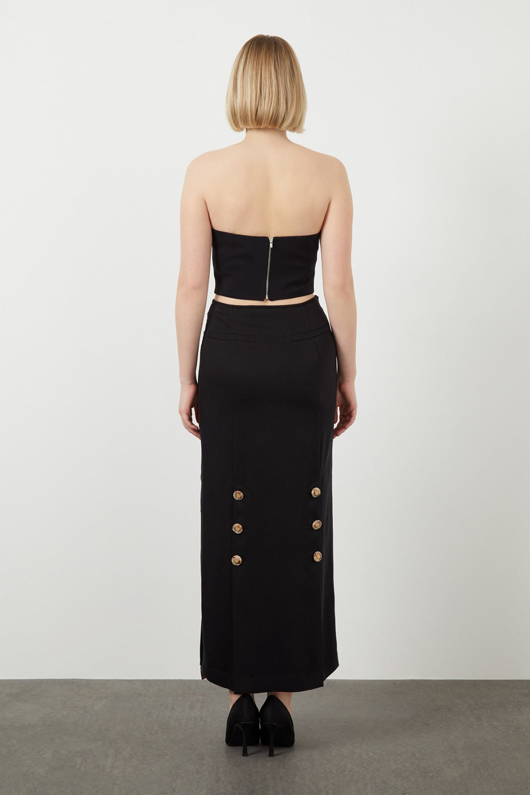 Double-Breasted Button Closure Long Unlined Black Skirt N